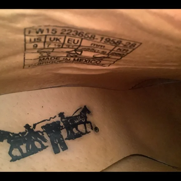 Levi’s Ankle Boots for women, US 9 - Picture 4 of 6